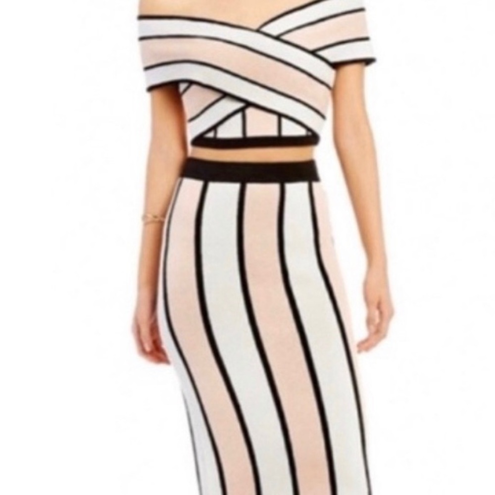 Two-Piece Set